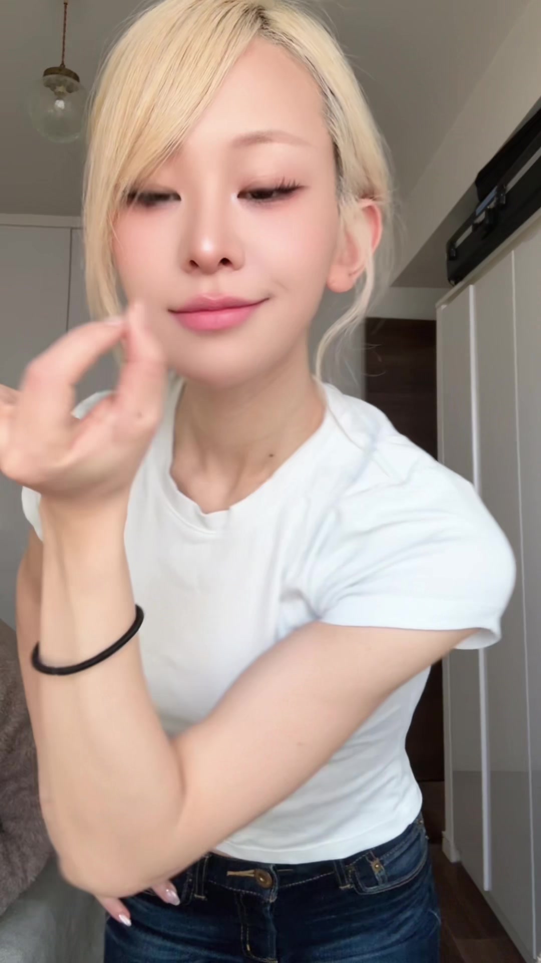 @ばに子