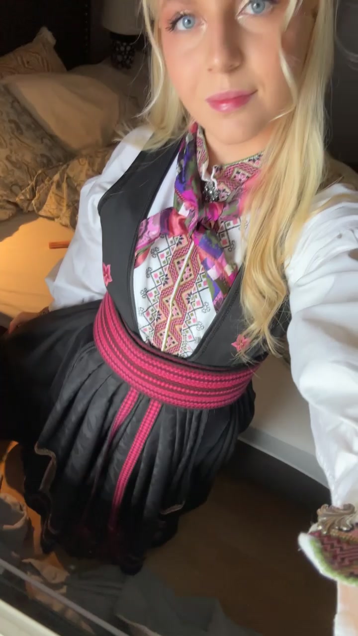 @AmalieBustgaard