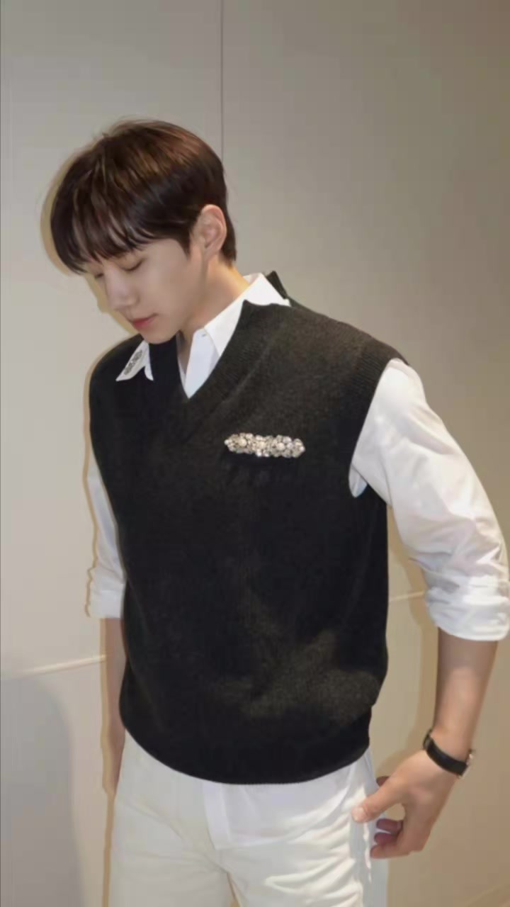 @Junho_onLeeyz