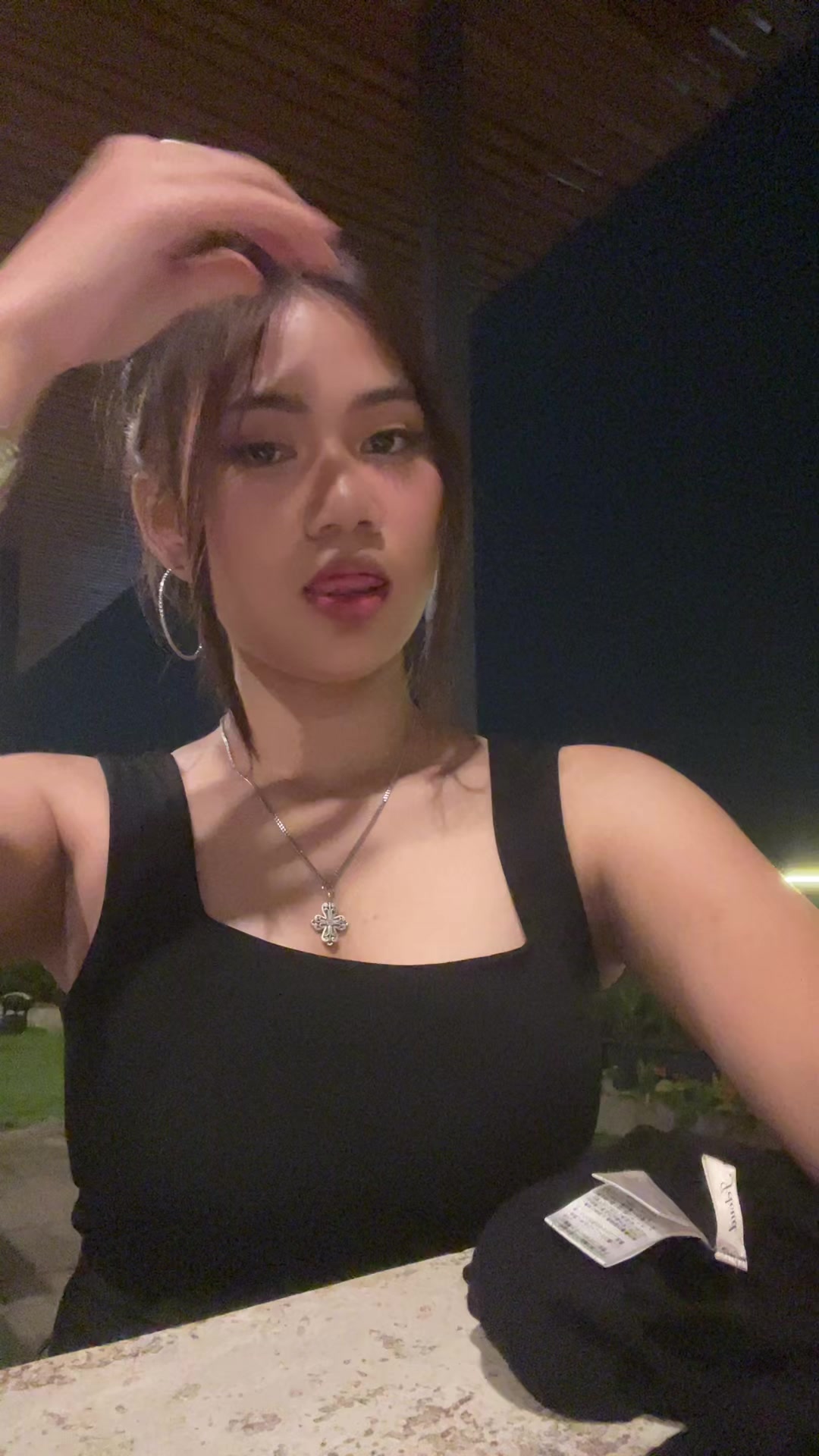 @r