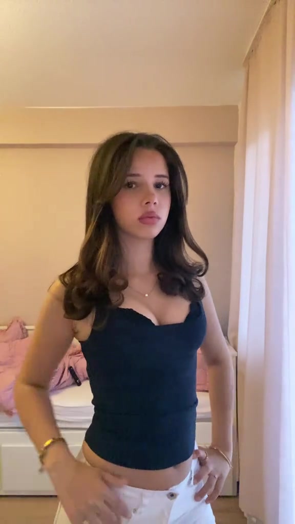 @celina_.jng