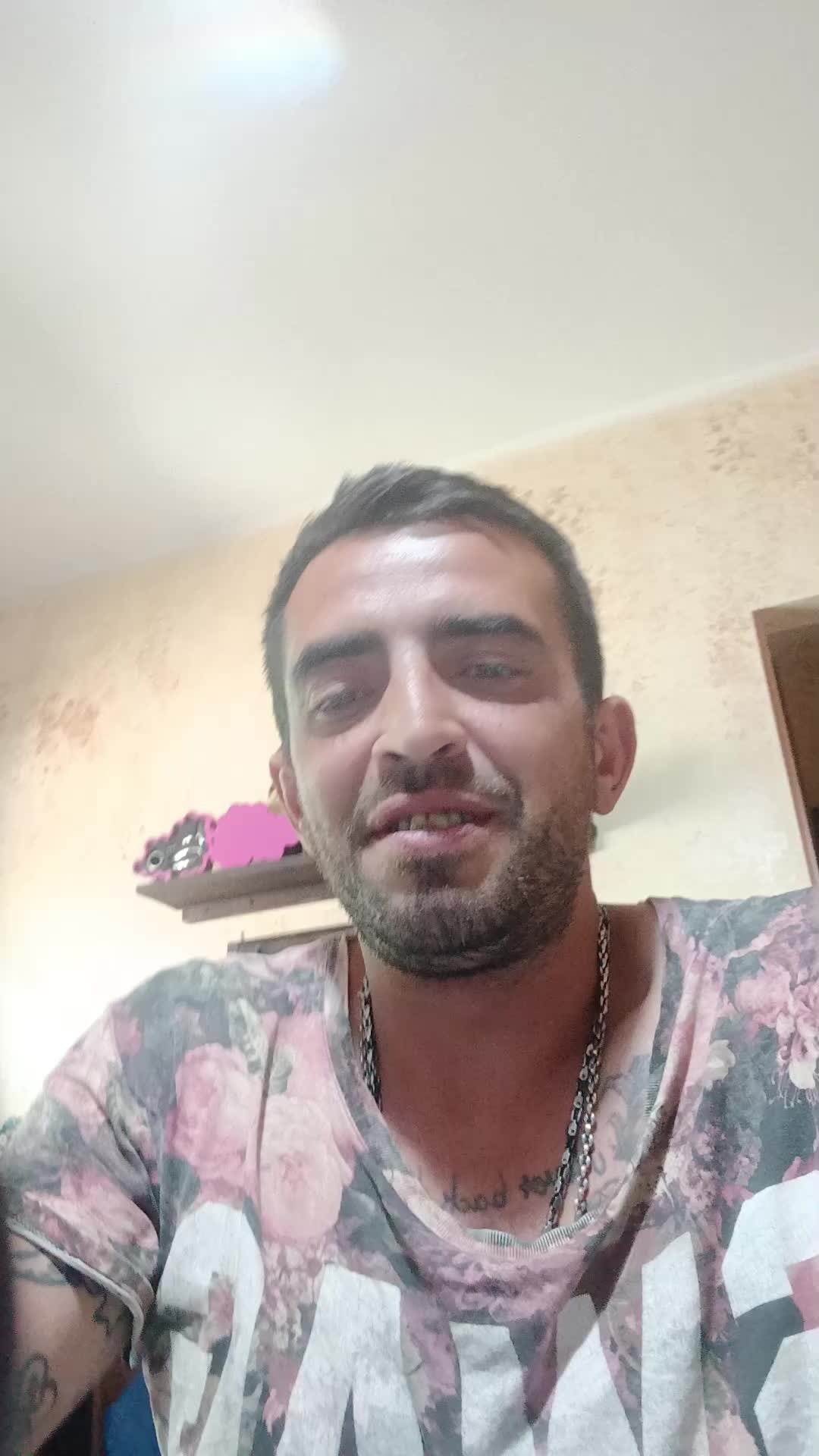 @Riky