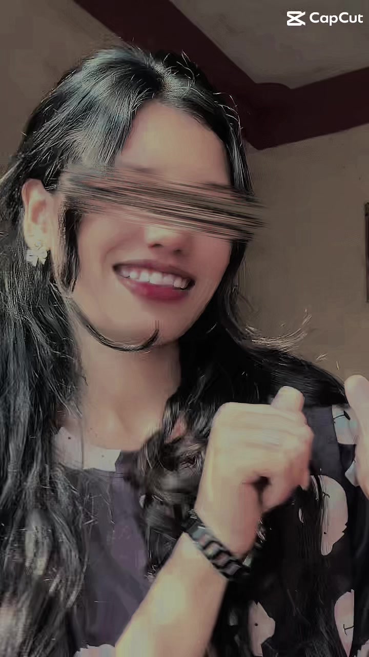 @ऋतु 🦋🖤