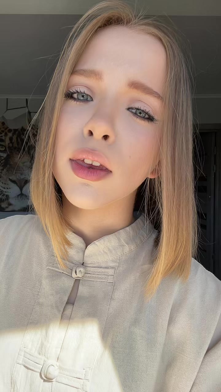 @dyh.flx