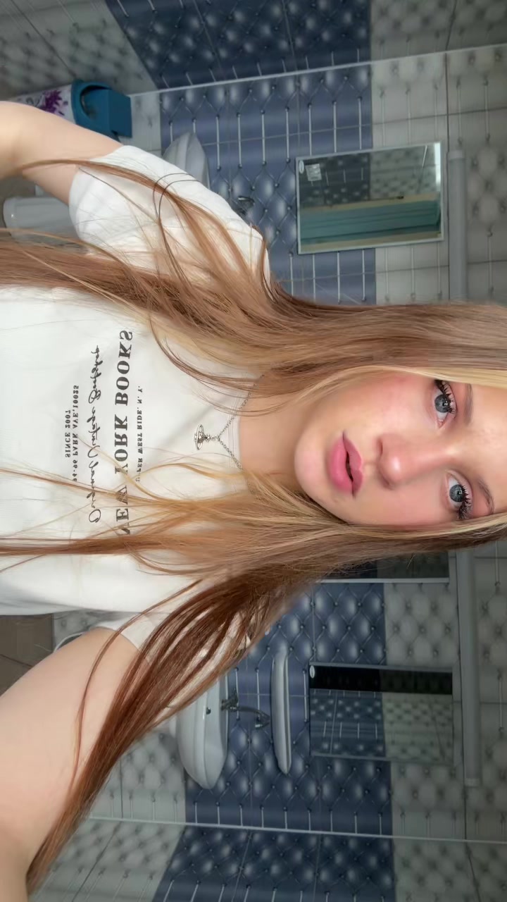 @✨
