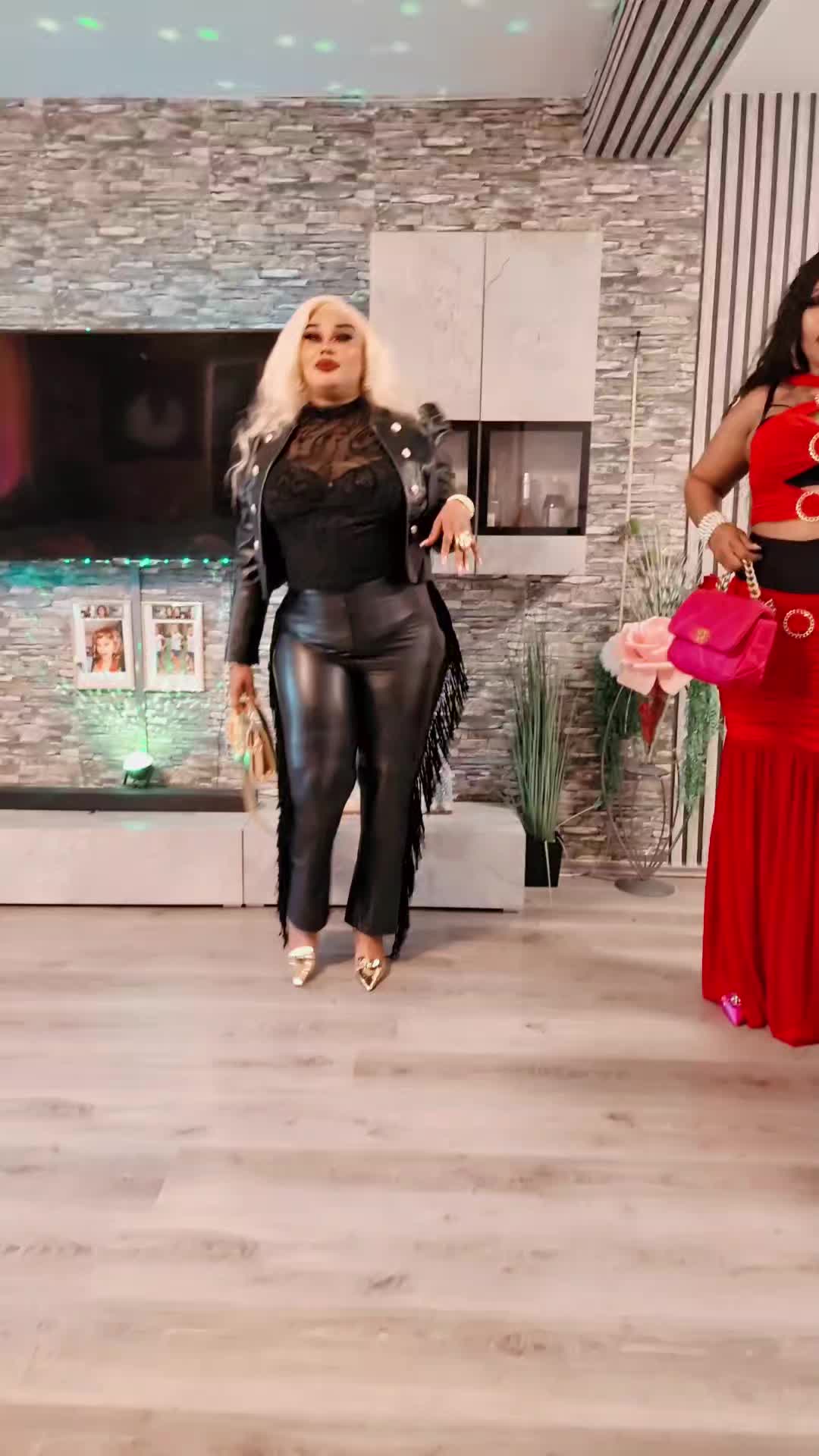 @legit Queen Ent