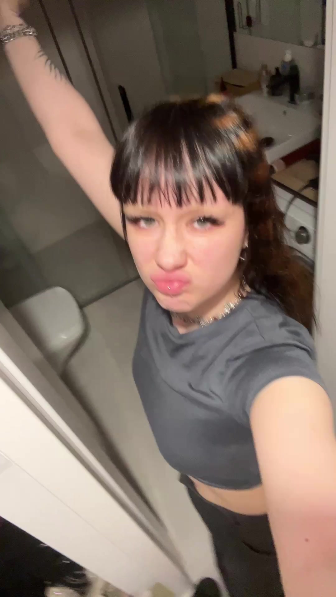 @DAMINIKA