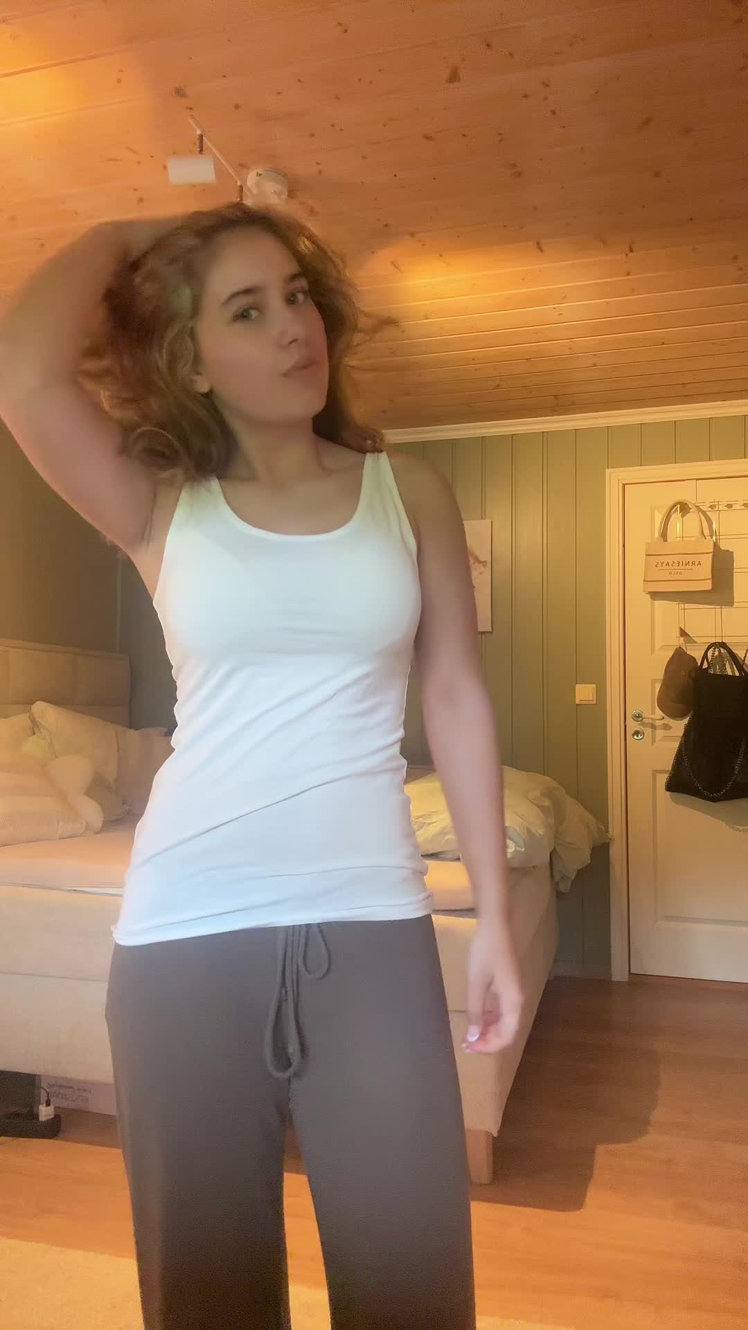 @🦢Mari Solberg🦢