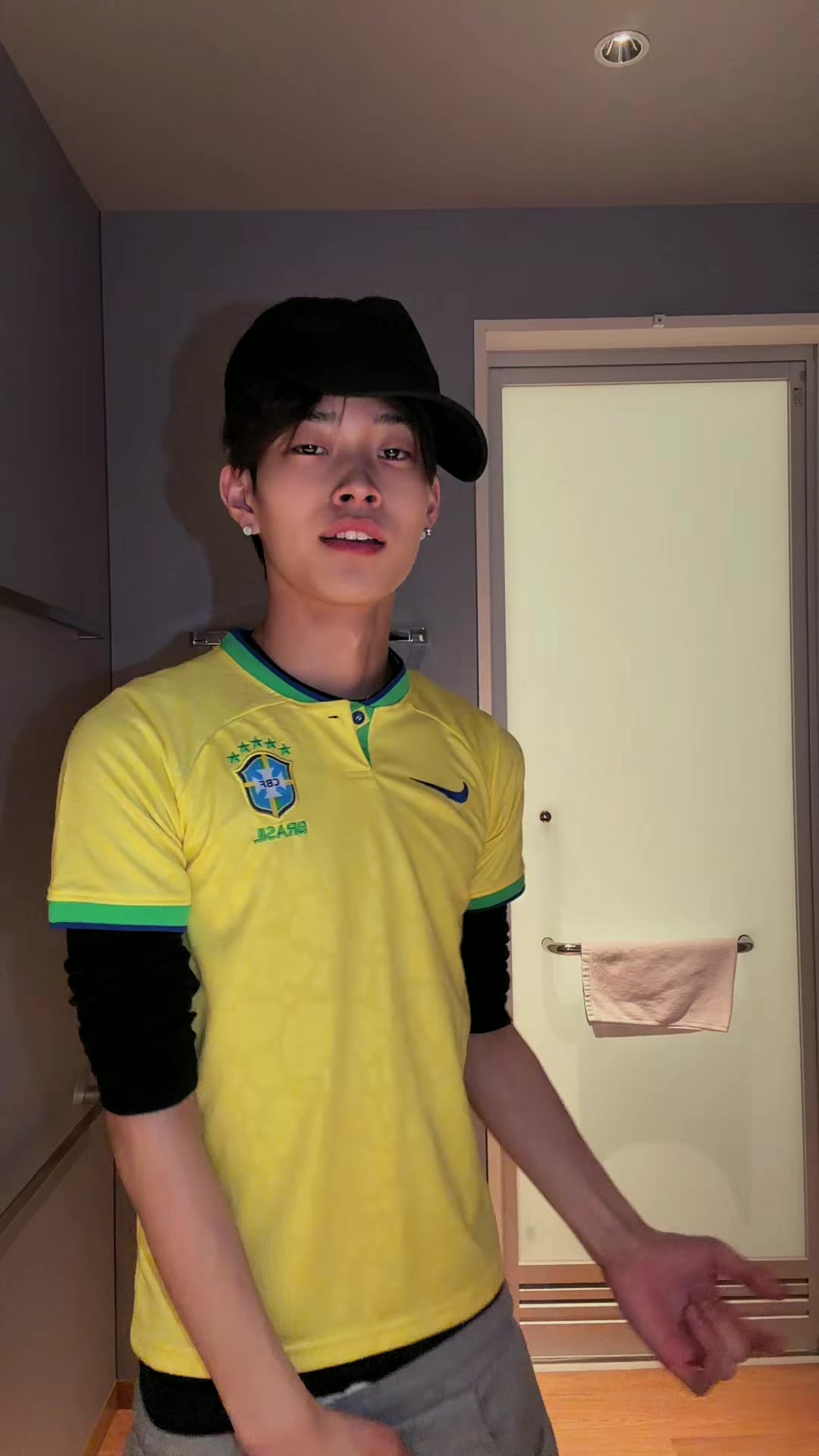 @y u u n a