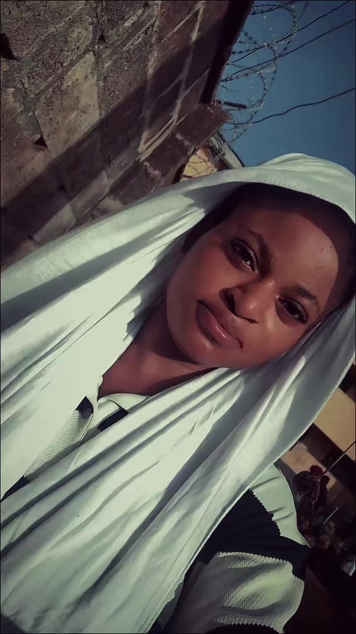 @𝐀𝐍𝐈𝐊𝐄 🤭❤️ 😯