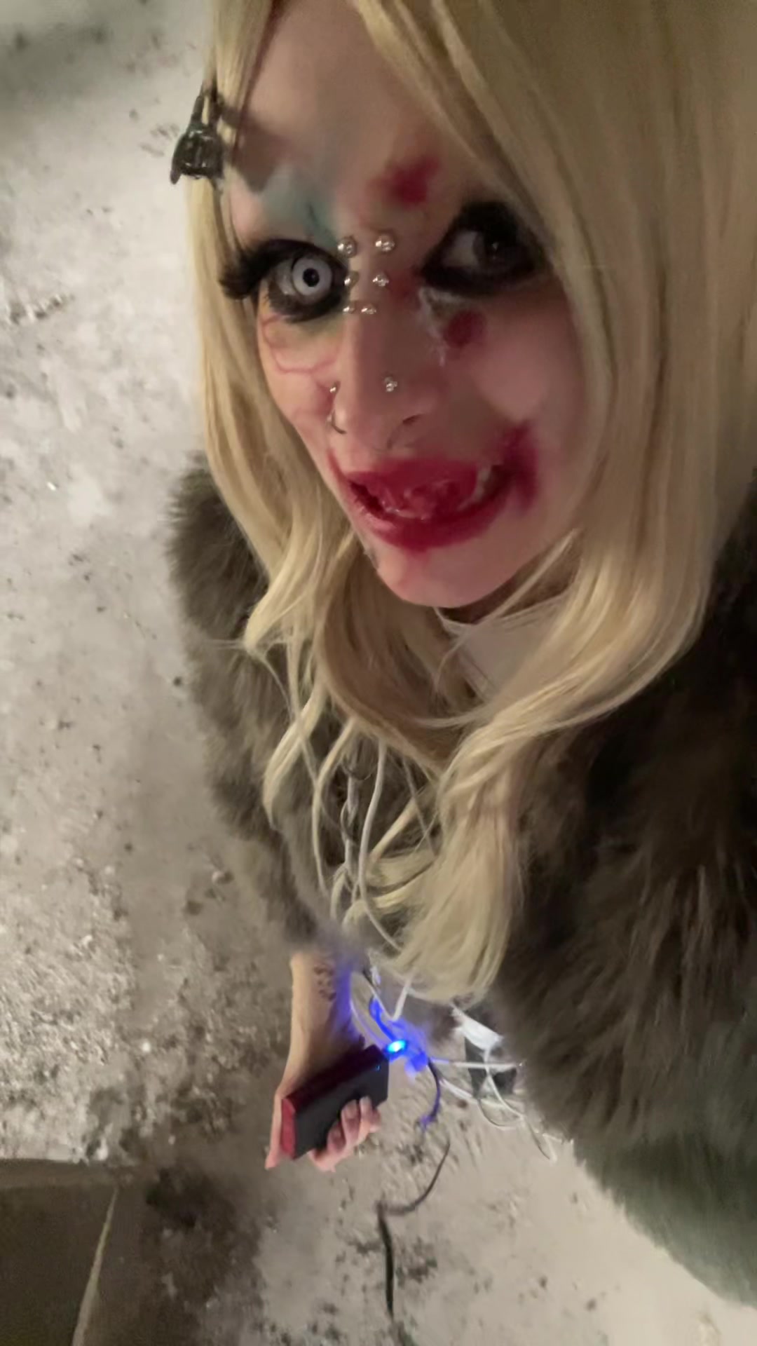 @weirdlywelldressed