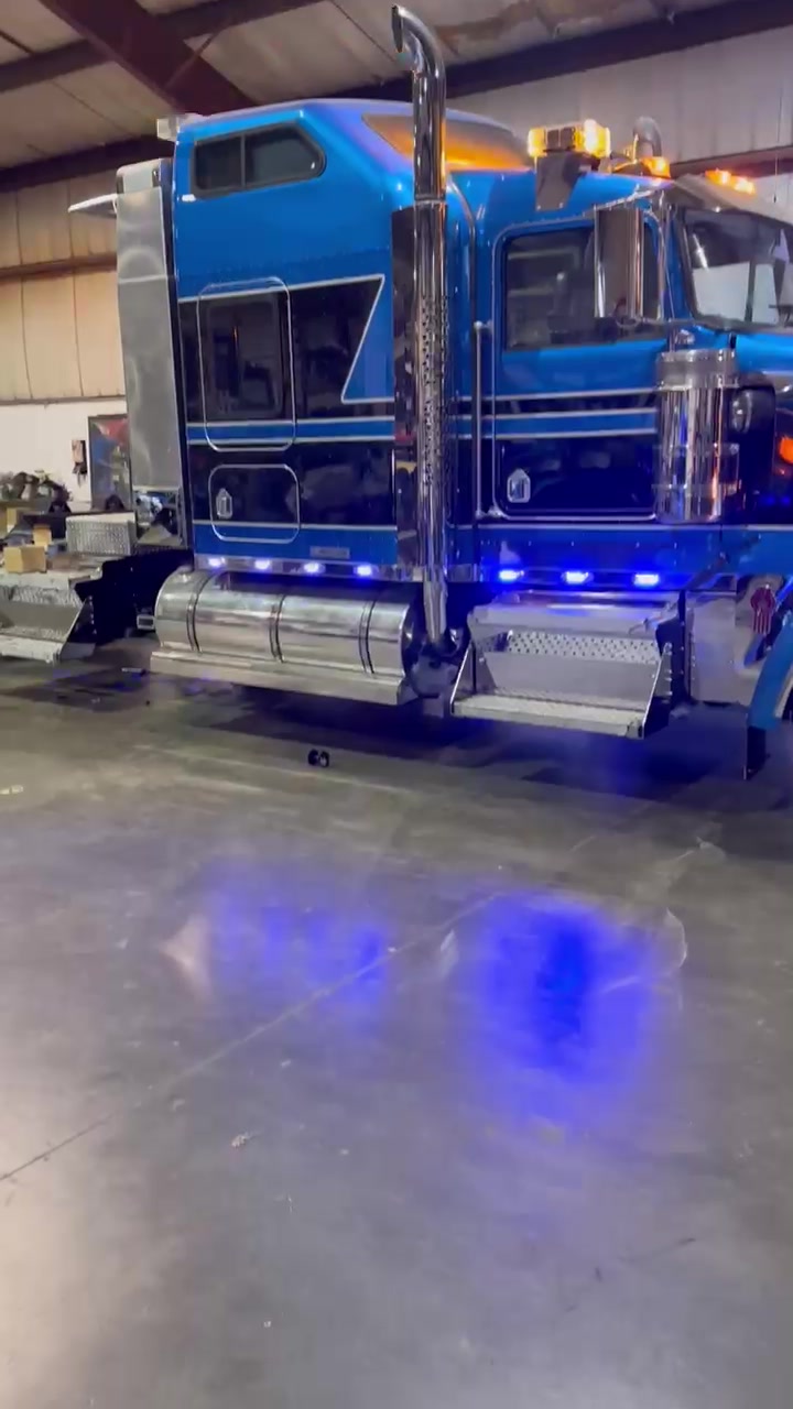 @Jim's Towing
