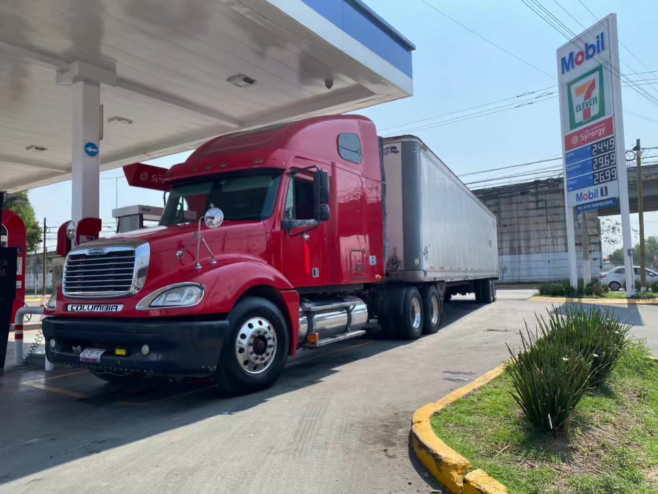 @Julio Juarez