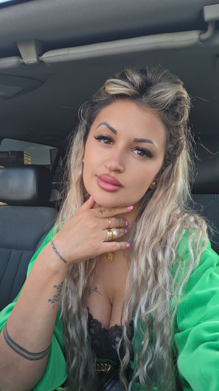 @Cătălina 👑