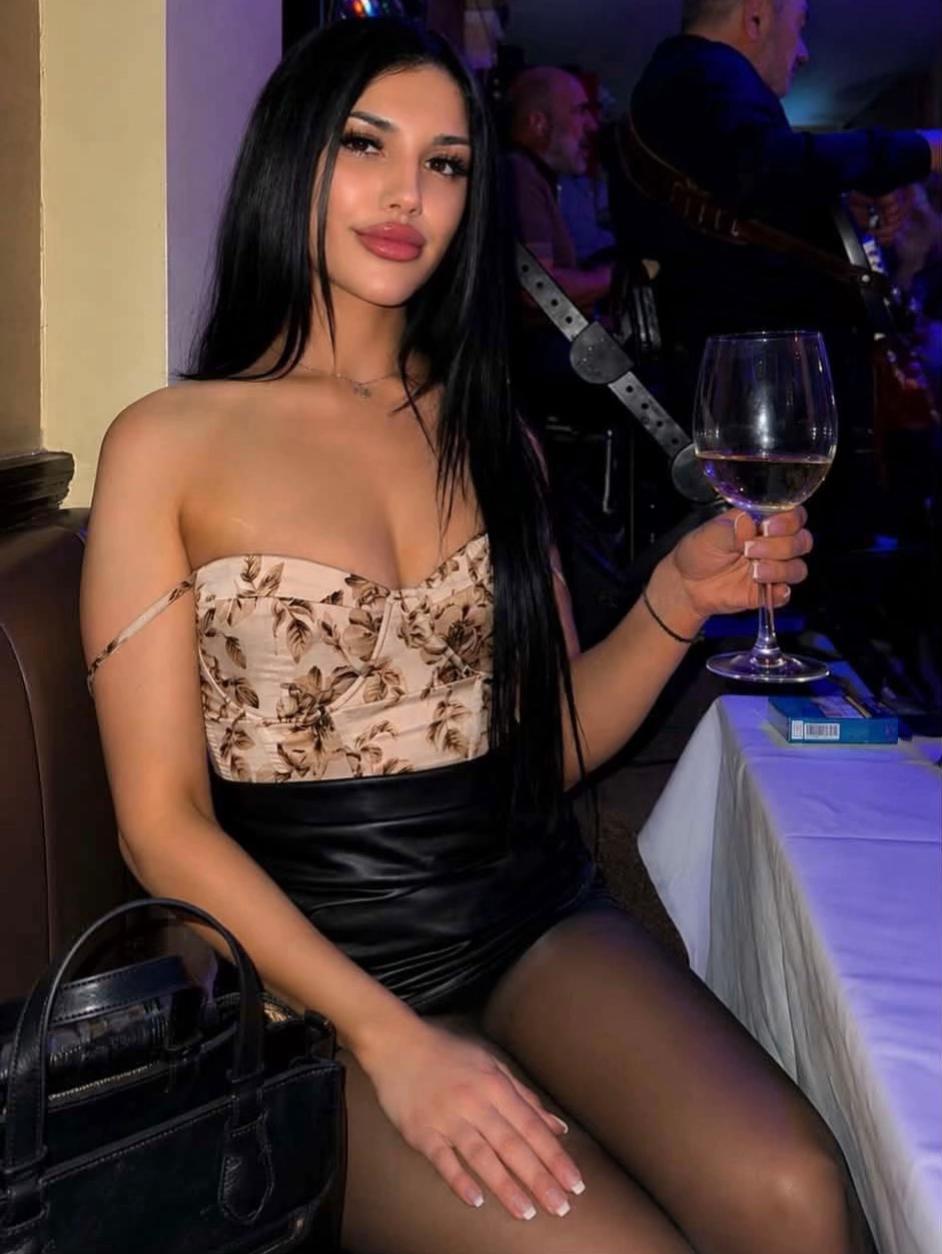 @Tzesika