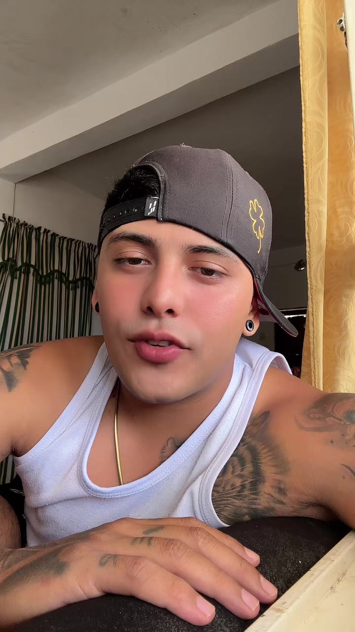 @𝙎𝘼𝙇𝘼𝙕𝘼𝙍🦁