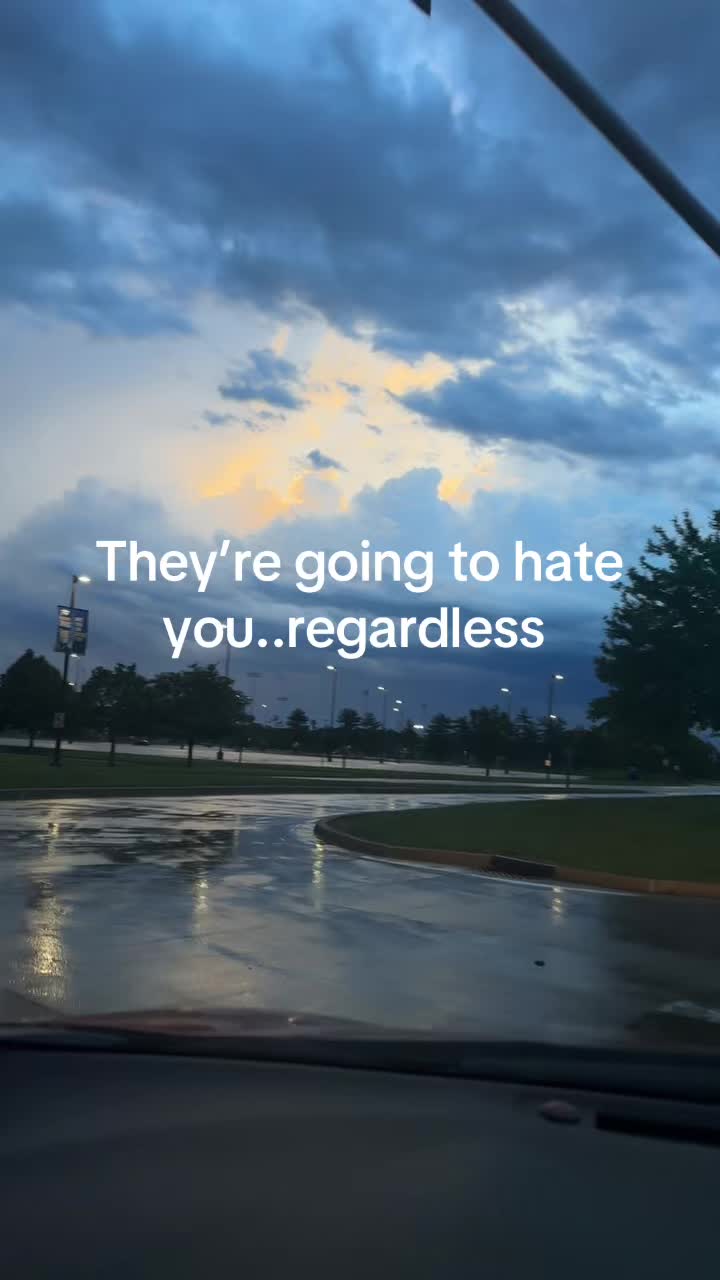 @𝔸ℕℕ𝔸 (&hearts;_&hearts;)