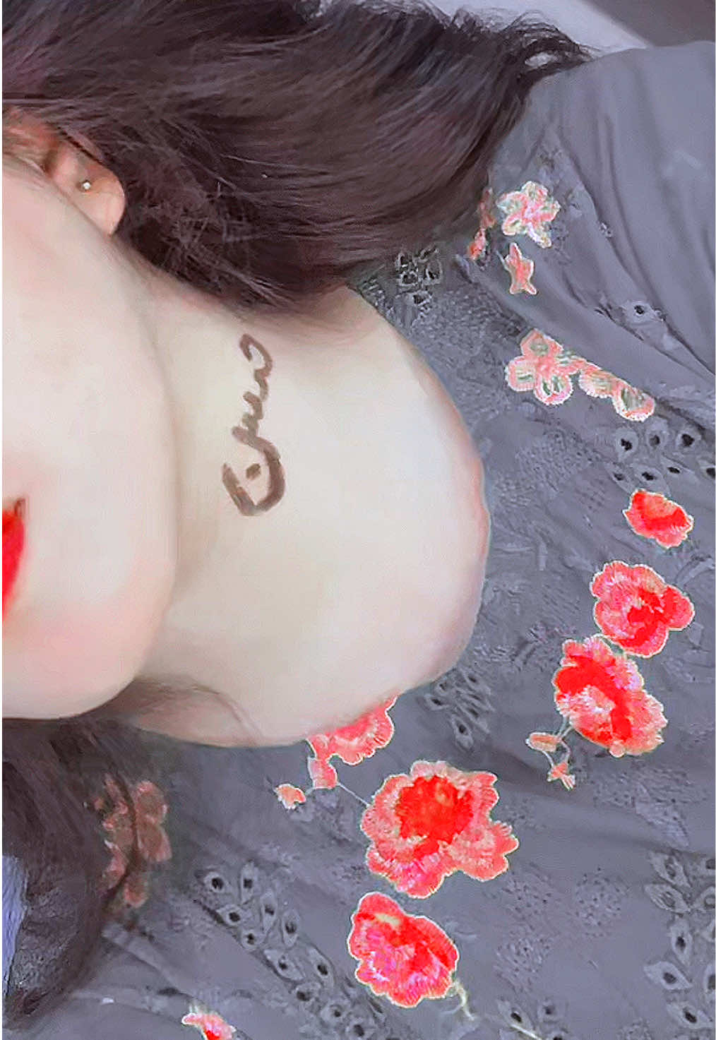 @AiizaL