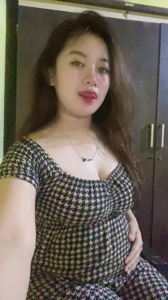 @Mommy L🍒