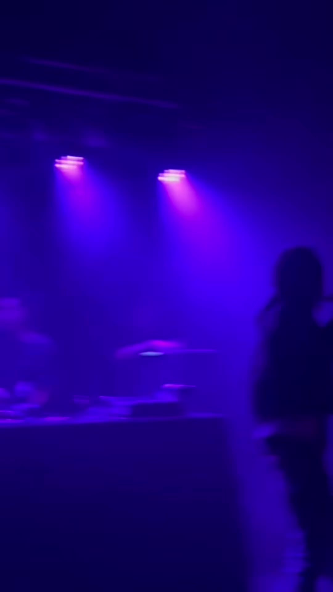 @𝔢 𝔩 𝔩 𝔦 𝔰  ✱ &dagger;