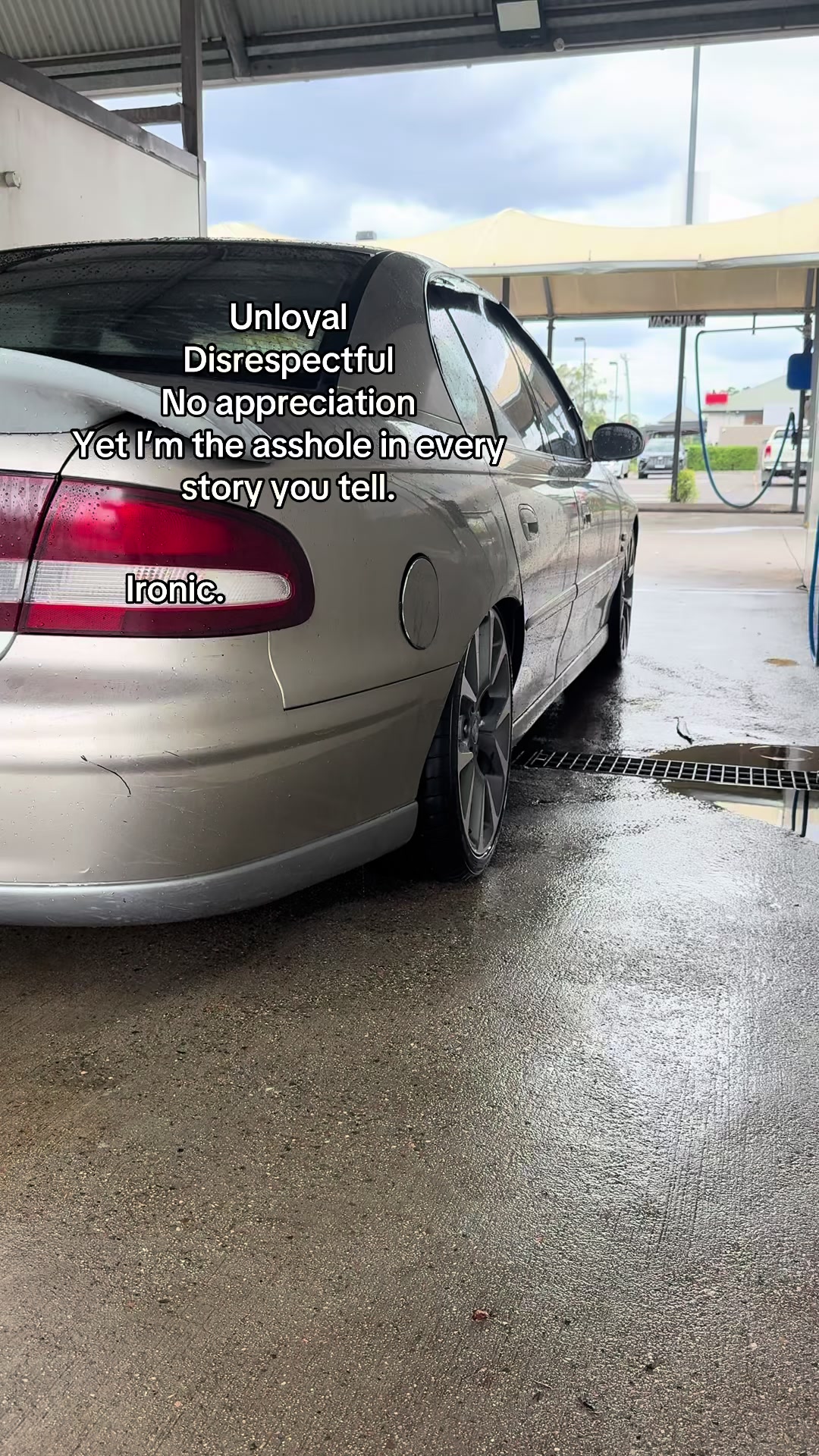 @️