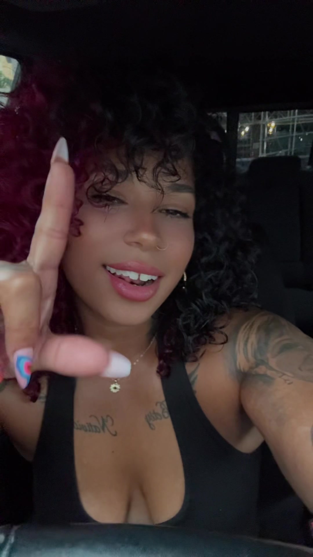 @ShhmoneyCurl