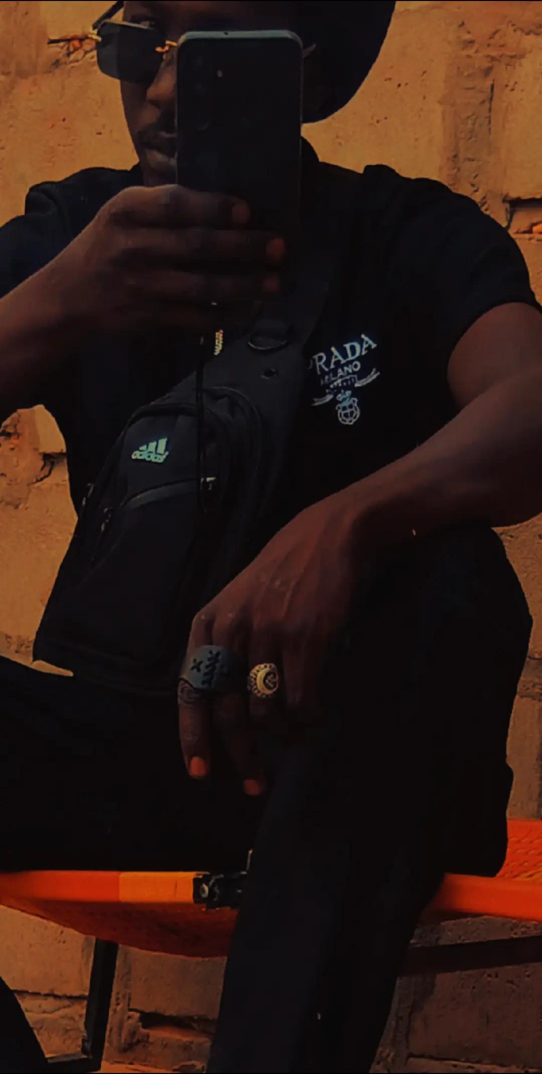 @𒆜𝐁𝐋𝐀𝐂𝐊  𝐙.𝐀.𝐃🥷🏾✌🏾