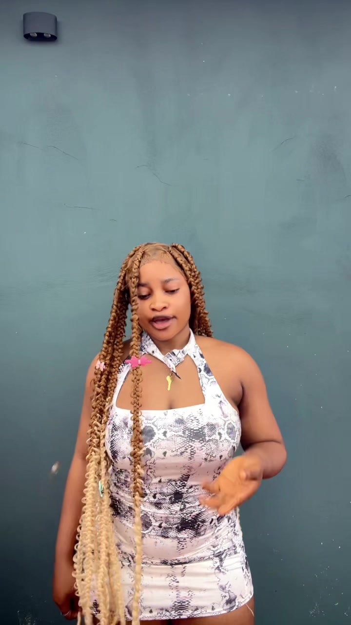 @Mirabell👅🥵