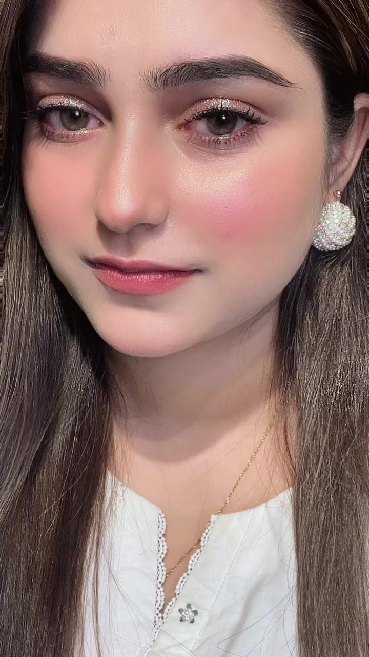 @Naughty_Zahra
