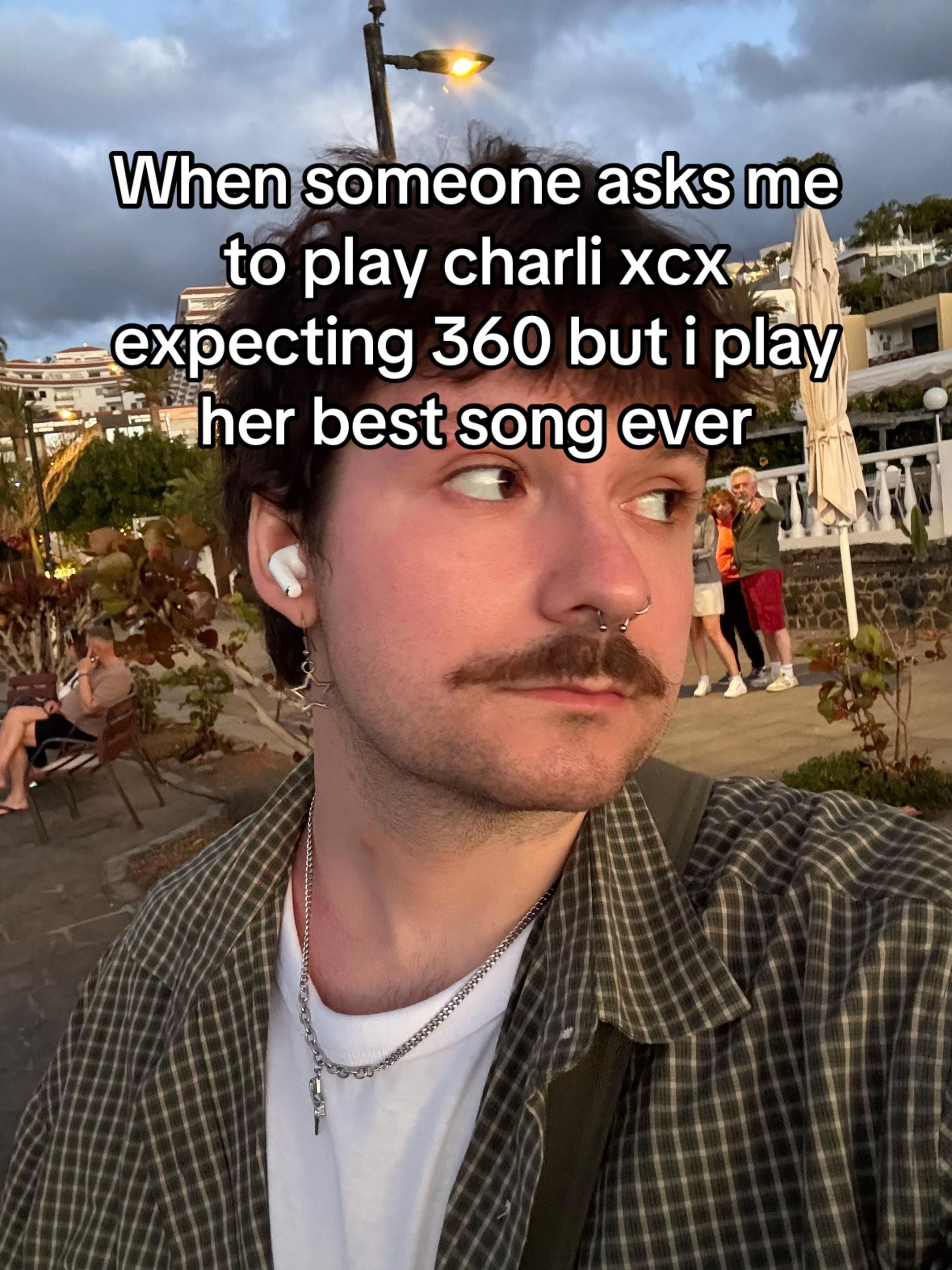 @wikussikus