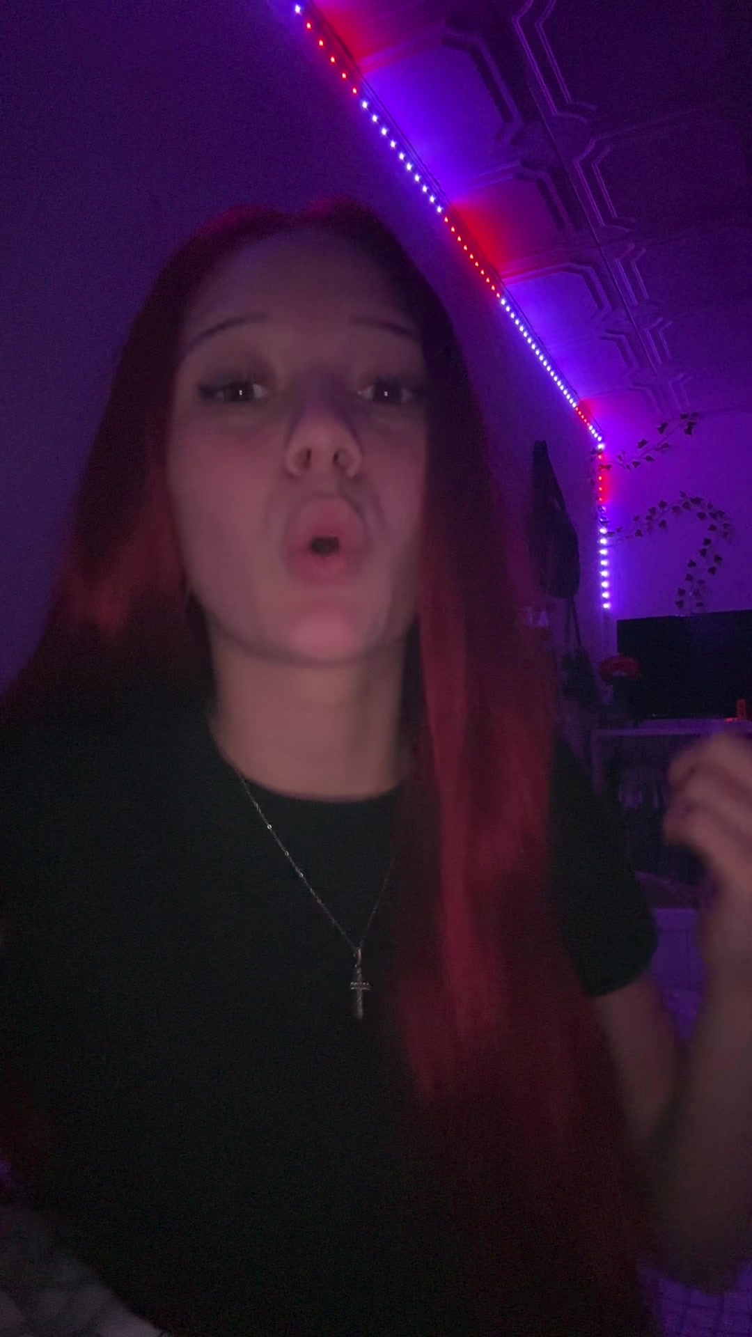 @𝔸𝕟𝕟𝕚𝕜𝕒 🥀