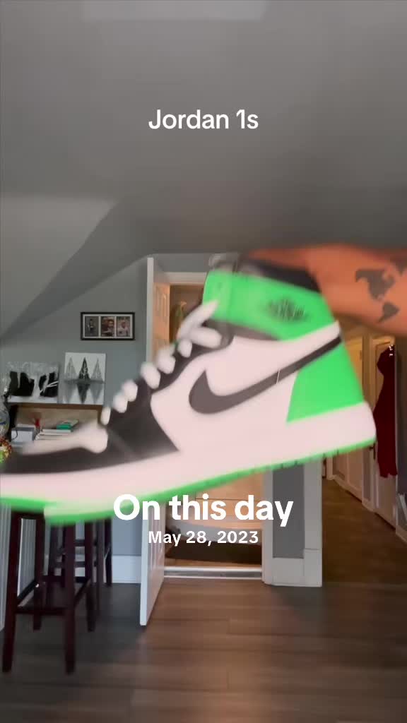 @#RedShoedSalesDude