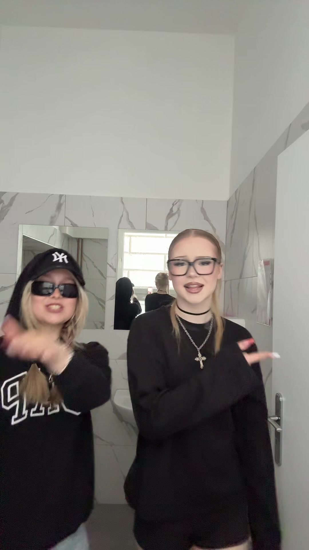 @dombrufka