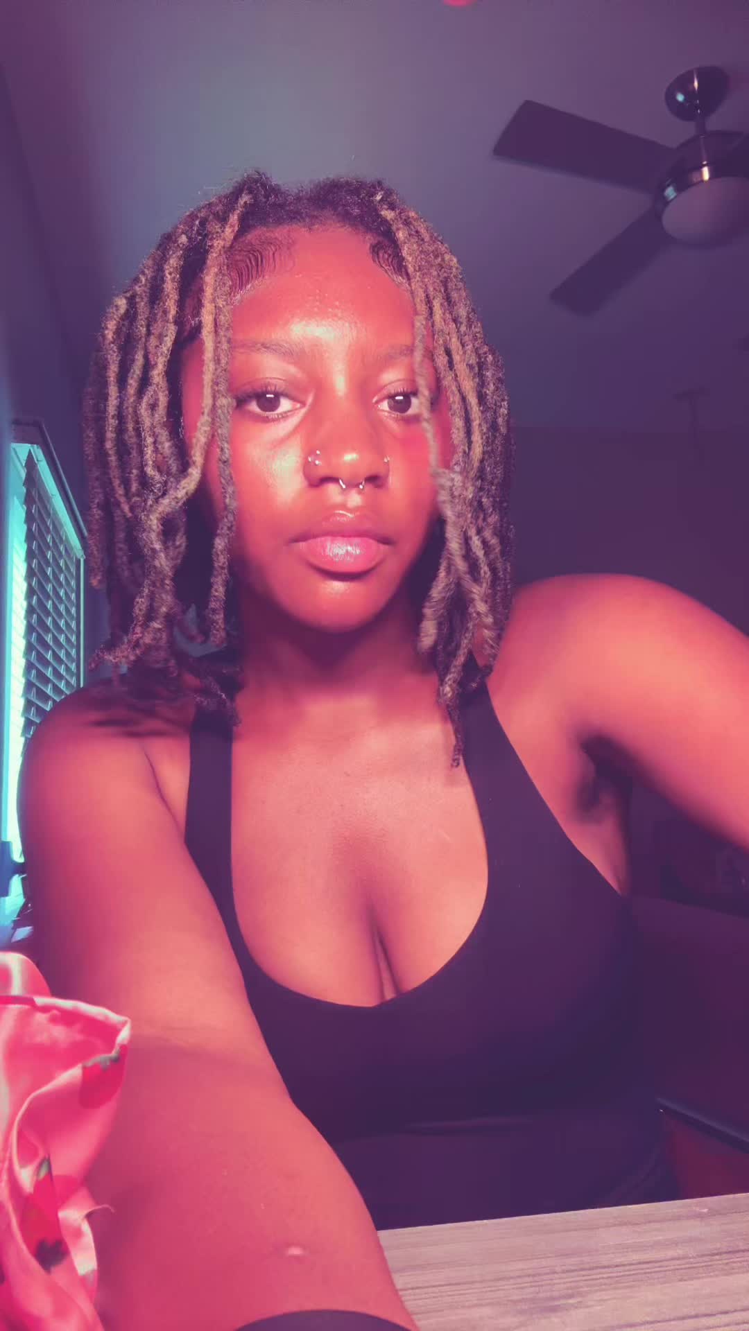 @WAVY 💚.