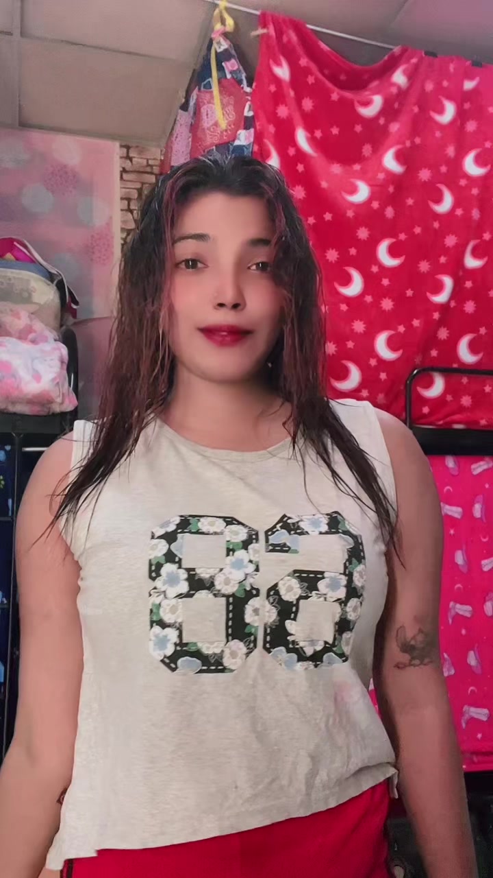 @𝗜𝘀𝗵𝗮𝗻𝗶 إيشاني🤍🦄🇱🇰