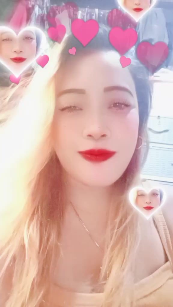 @juliecanta
