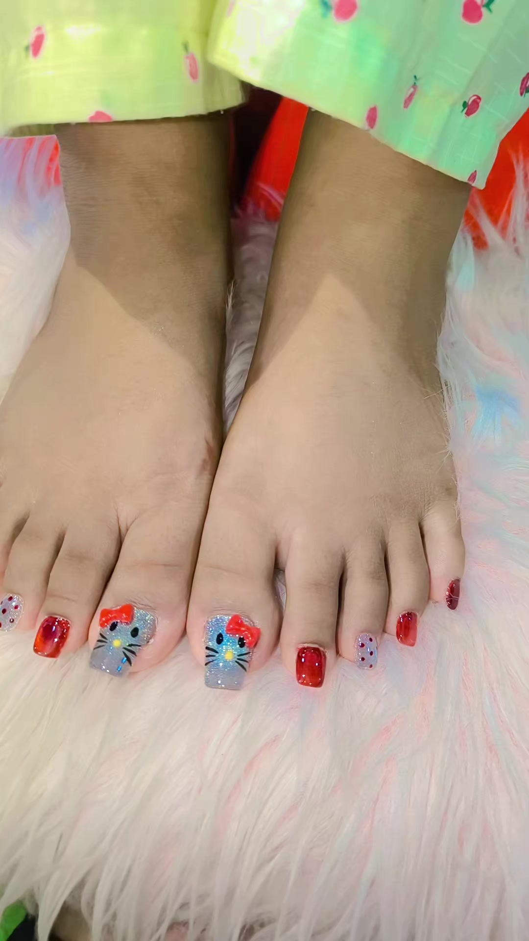 @mie mie nails(နန်းရွှေဝါ)