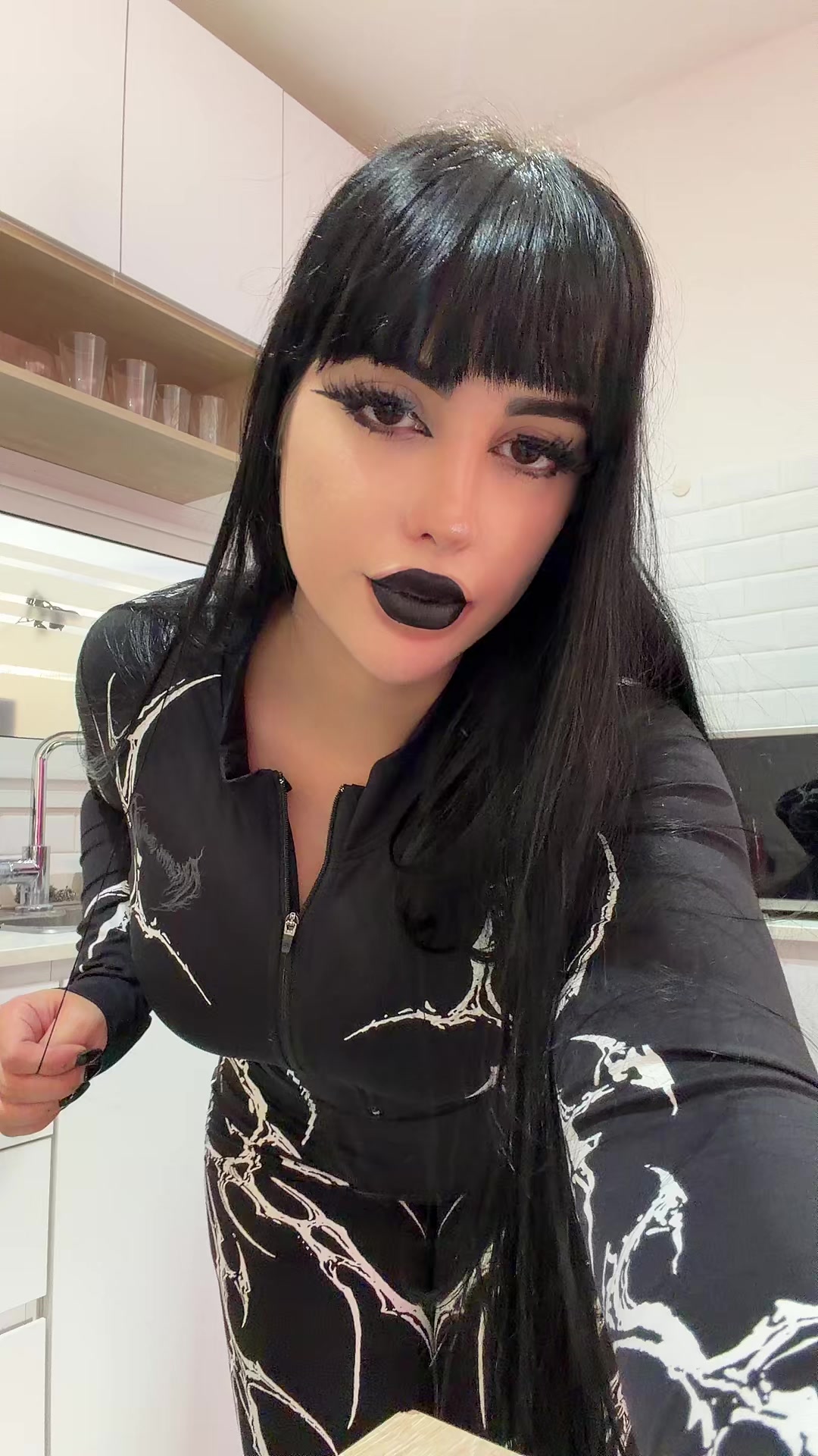@𝕯𝖊𝖒𝖔𝖓𝖒𝖎𝖐𝖆🖤