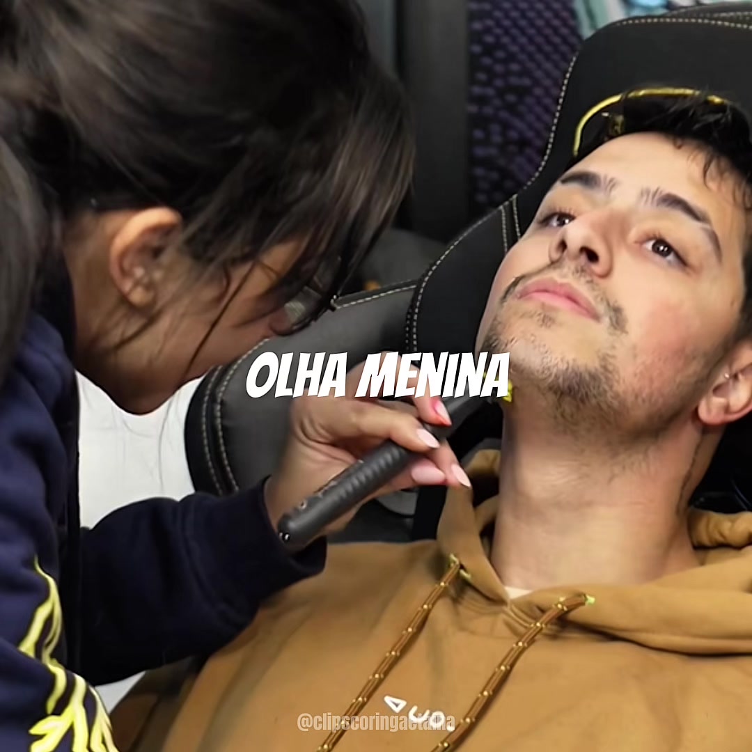 @Clips Coringa e Tain&aacute;