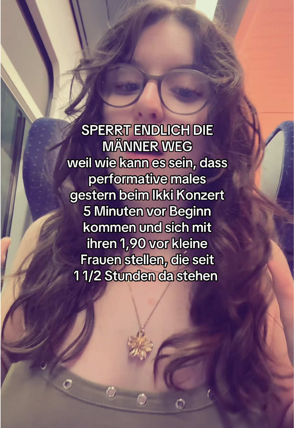 @Kira Angela 🩰