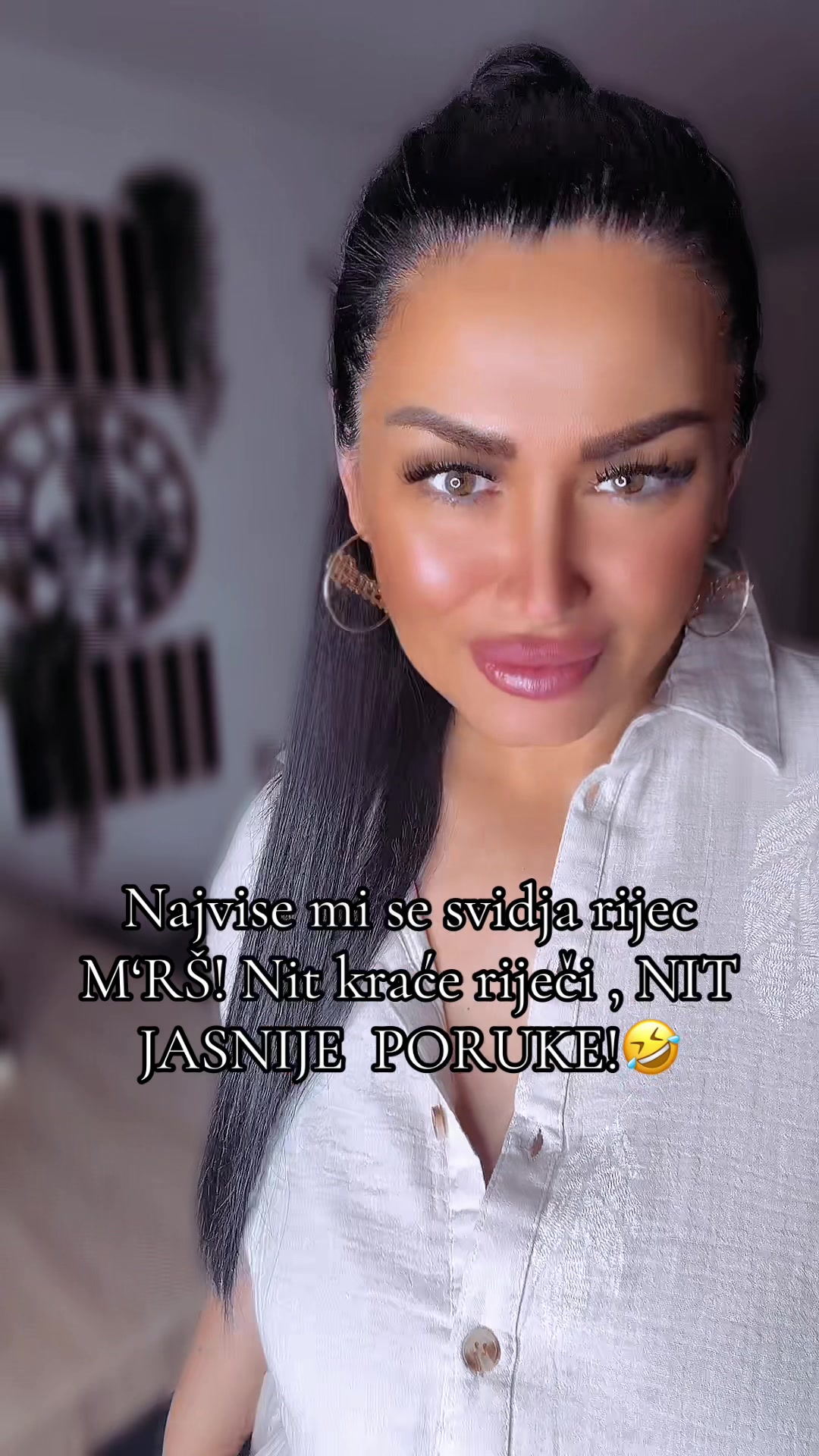 @♛𝒬𝒰𝐸𝐸𝒩 𝒪𝐹 𝐵𝒪𝒮𝒩𝐼𝒜♛