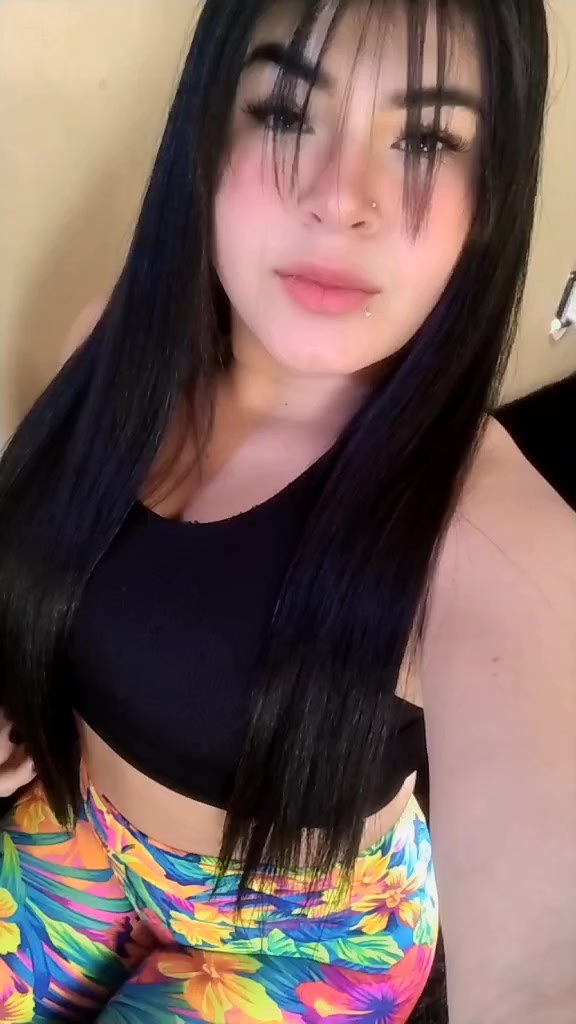 @NisandraO