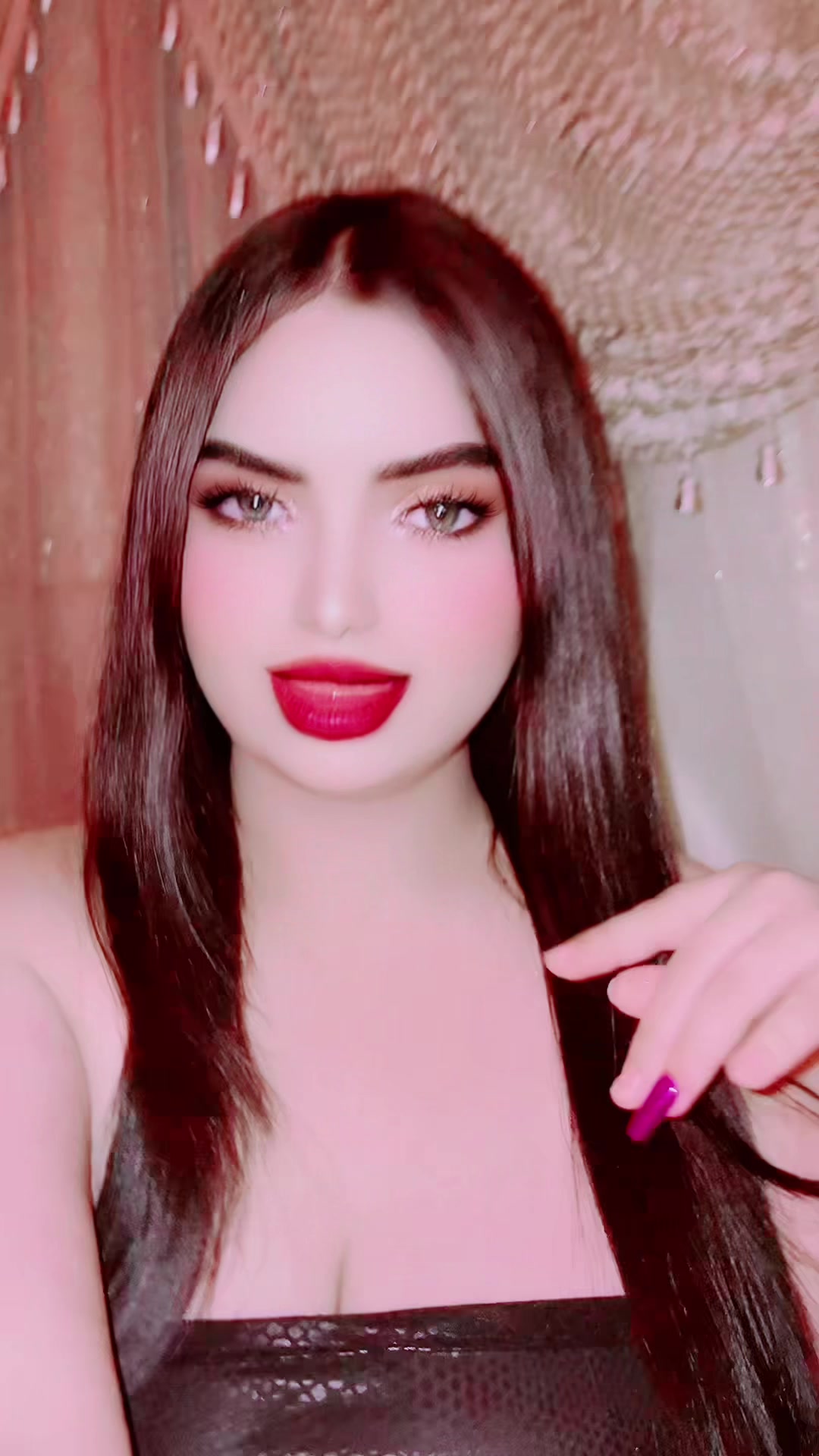 @لالة سلطانة 👑💜🪬