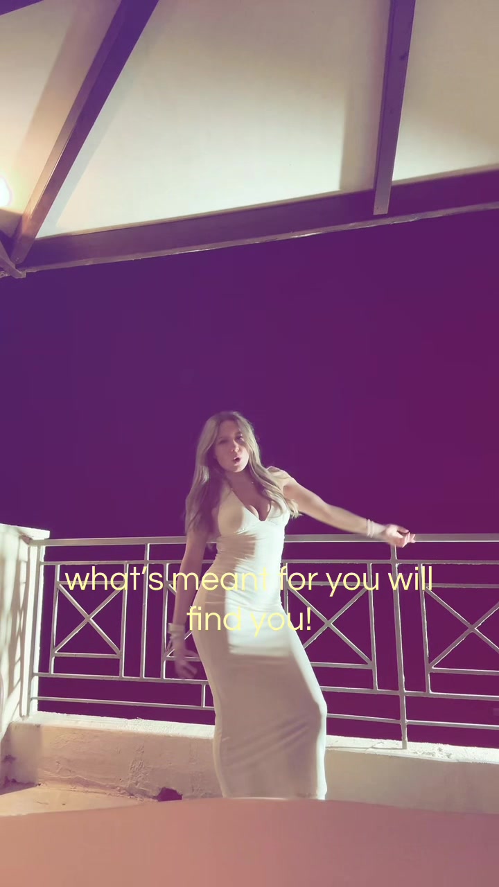 @viviana_csk