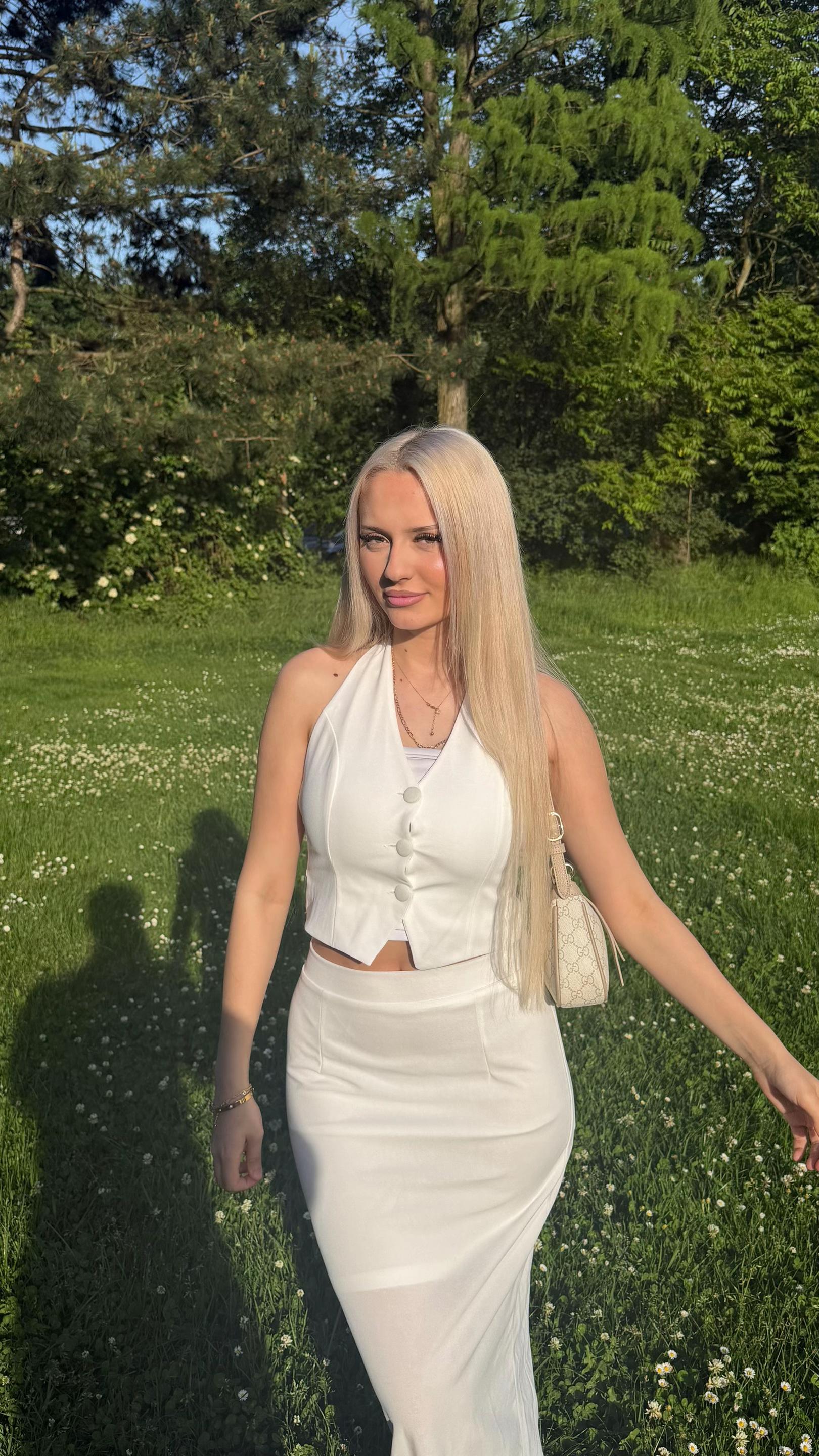 @rumesavll