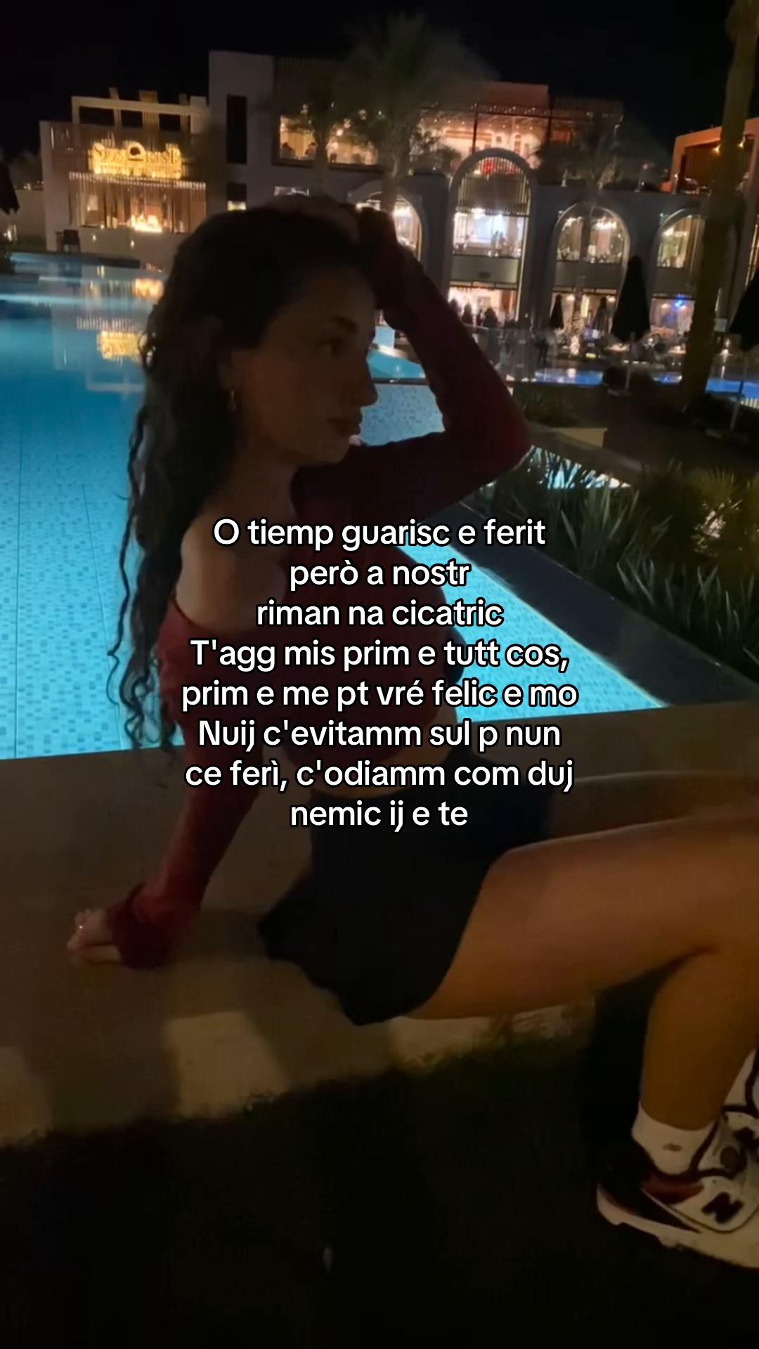 @tú