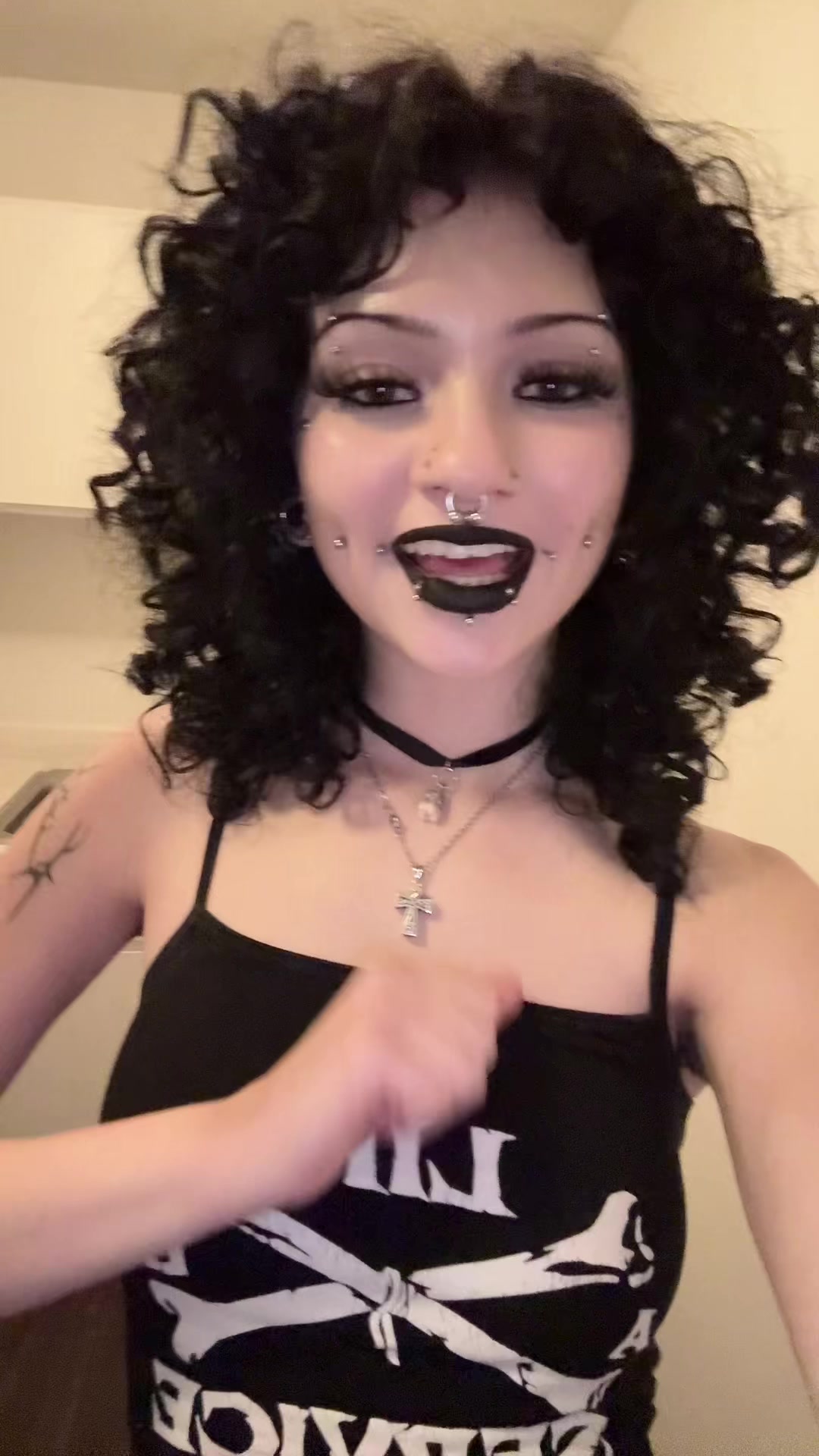 @miss.porcelain_