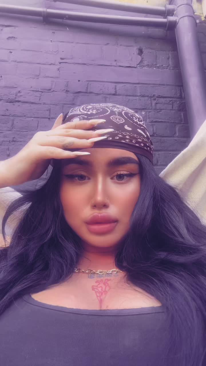 @alxndrajxdee