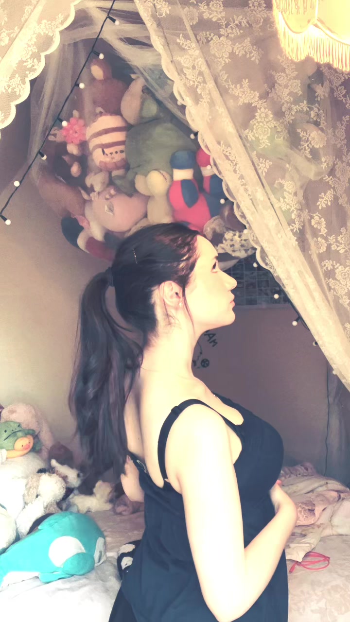 @d1gital4ngel_