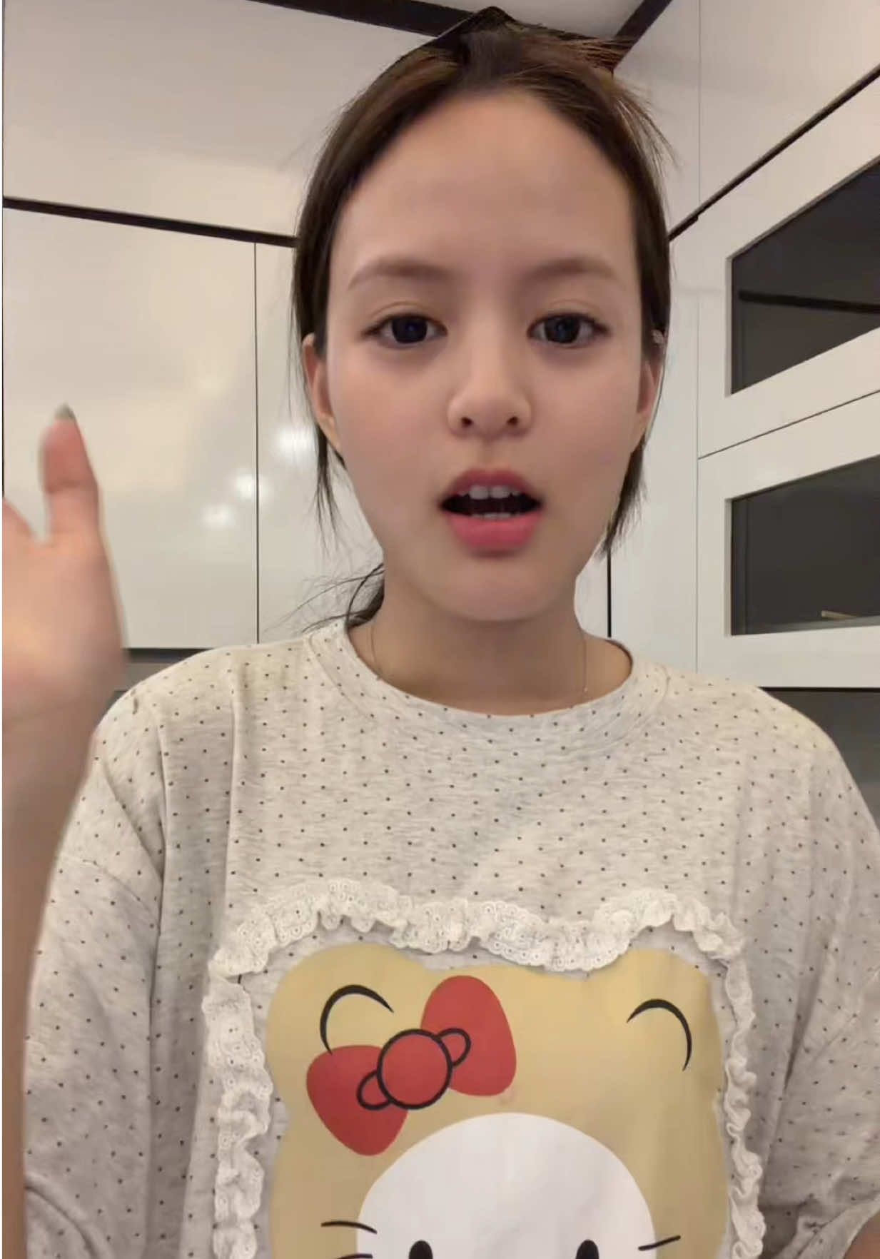 @Nguyễn Uyên Trang